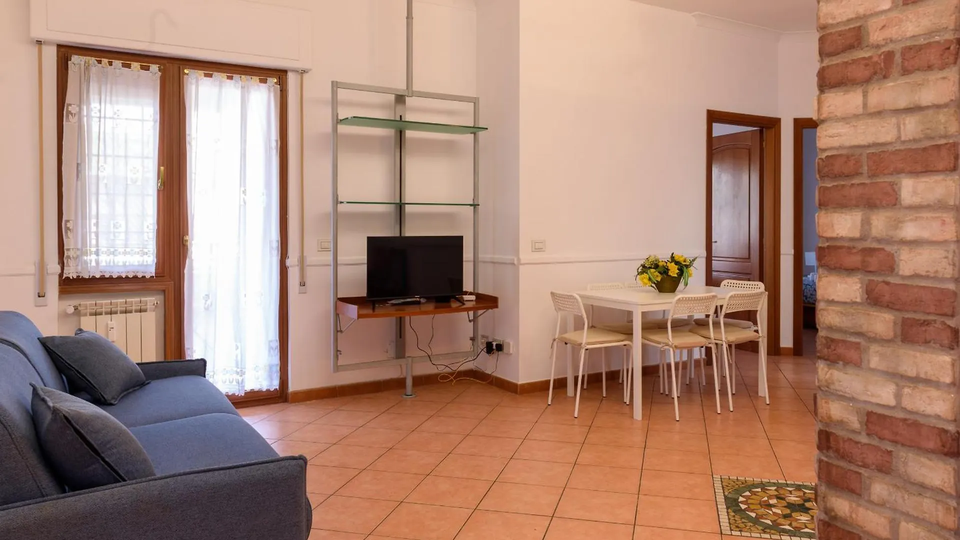 Casa Domo Mea Ostia Apartment